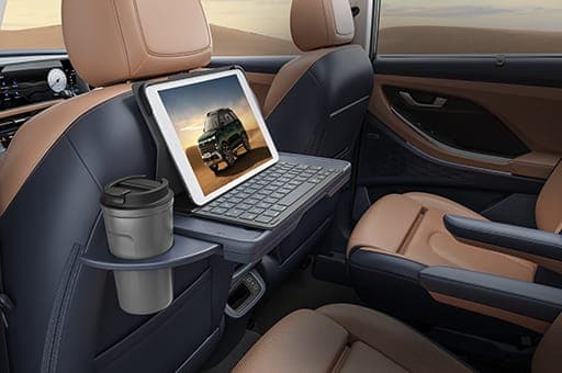 Interior 5