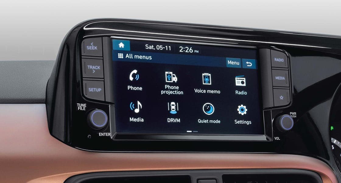 20.25 cm (8") Touchscreen display audio with smartphone connectivity