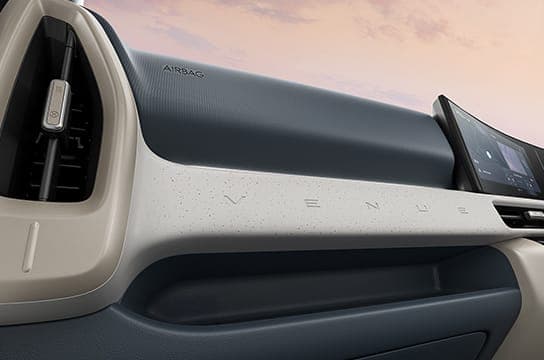 Interior 5